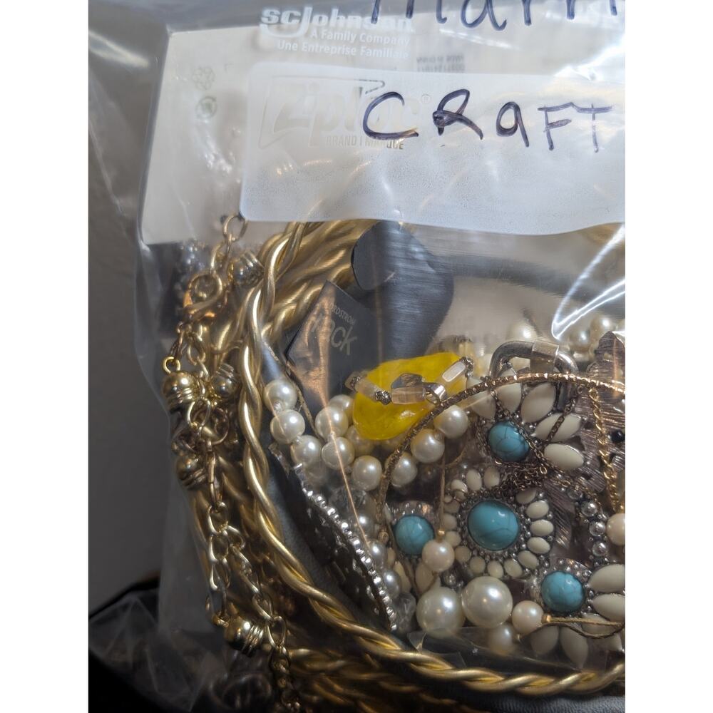 Jewelry Lot Marney Repurpose Bag 4 Plus Lbs Beads/Craft/Repurpose Pieces - Picture 7 of 9